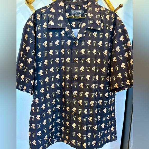 Vintage Playboy Pamela Anderson Short Sleeve Button Down Shirt Size XL - Picture 2 of 12